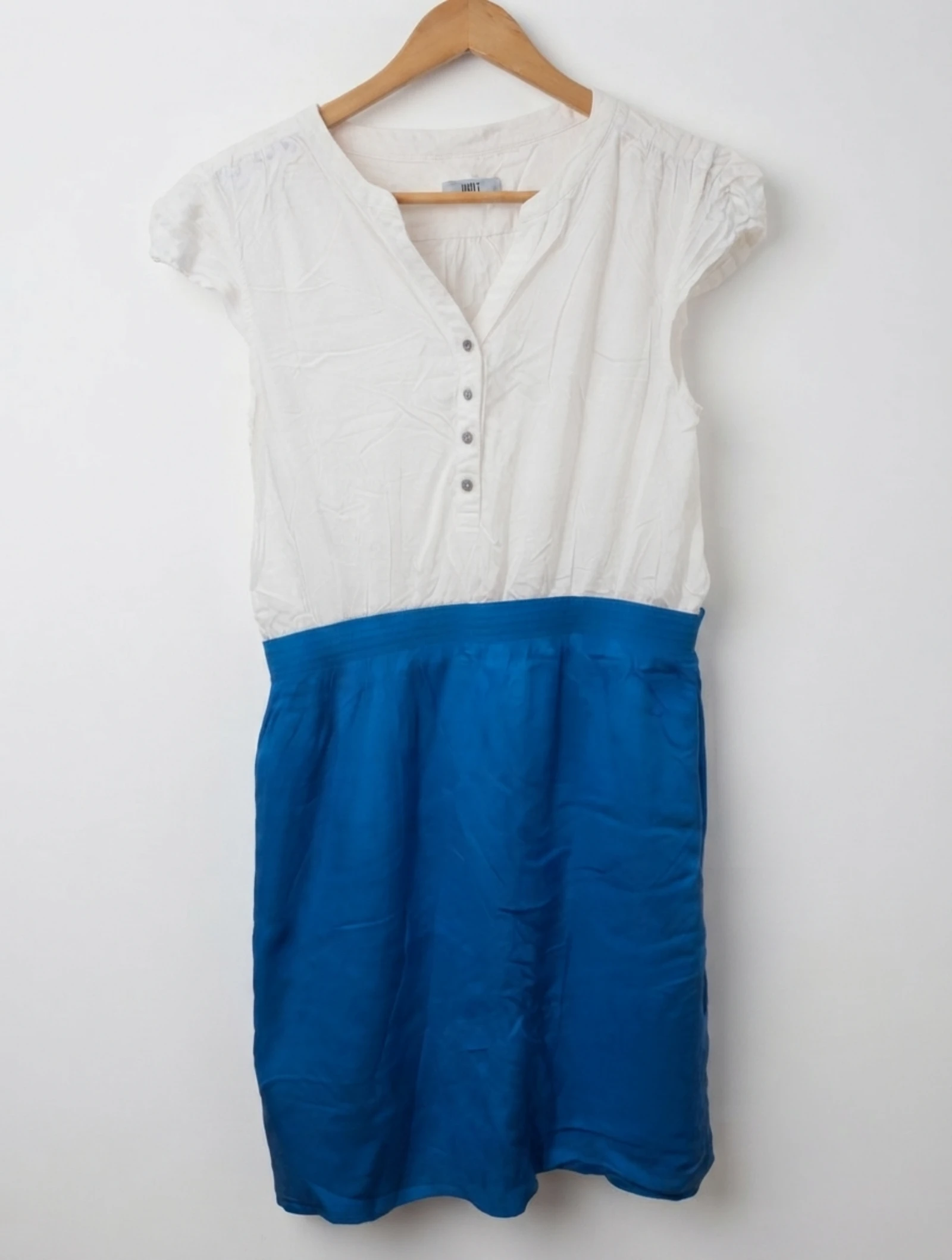 Vestido viral combinado blanco y azul - Talla M